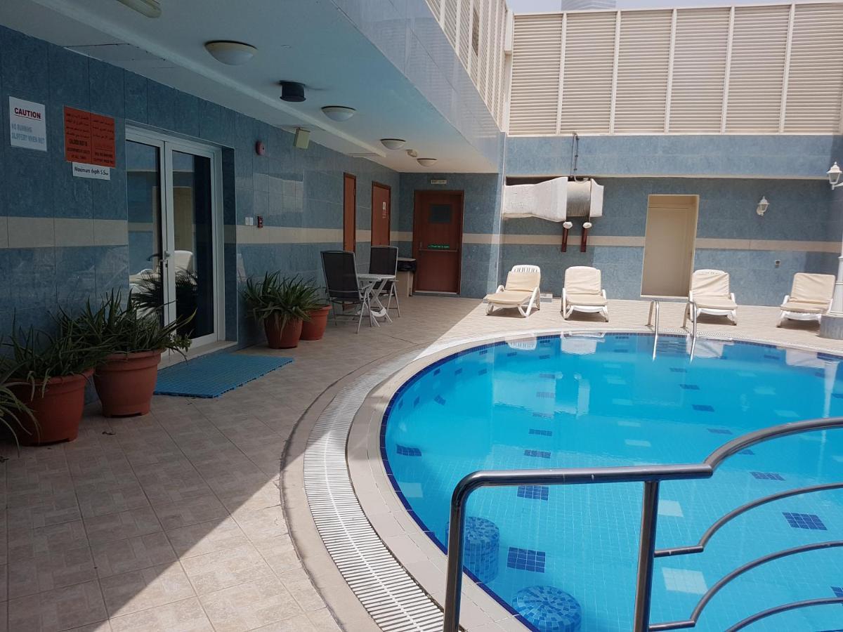 Platinum Hotel Apartments Abu Dhabi Exterior foto