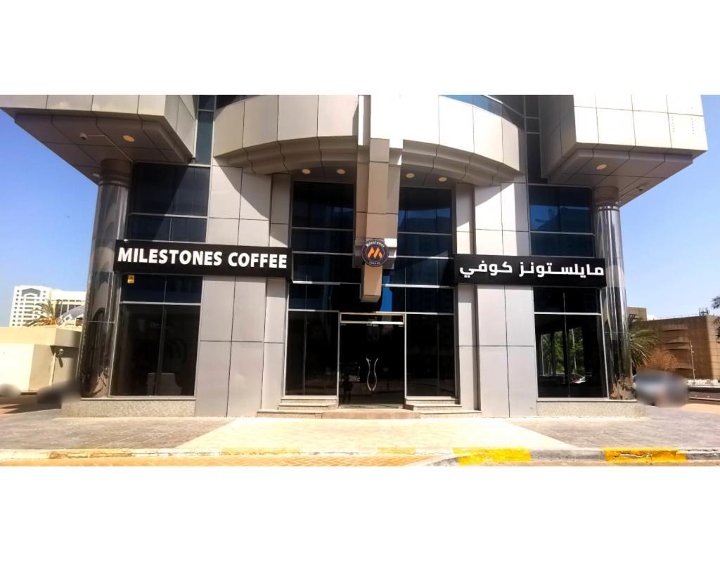Platinum Hotel Apartments Abu Dhabi Exterior foto