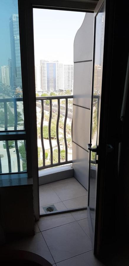 Platinum Hotel Apartments Abu Dhabi Exterior foto