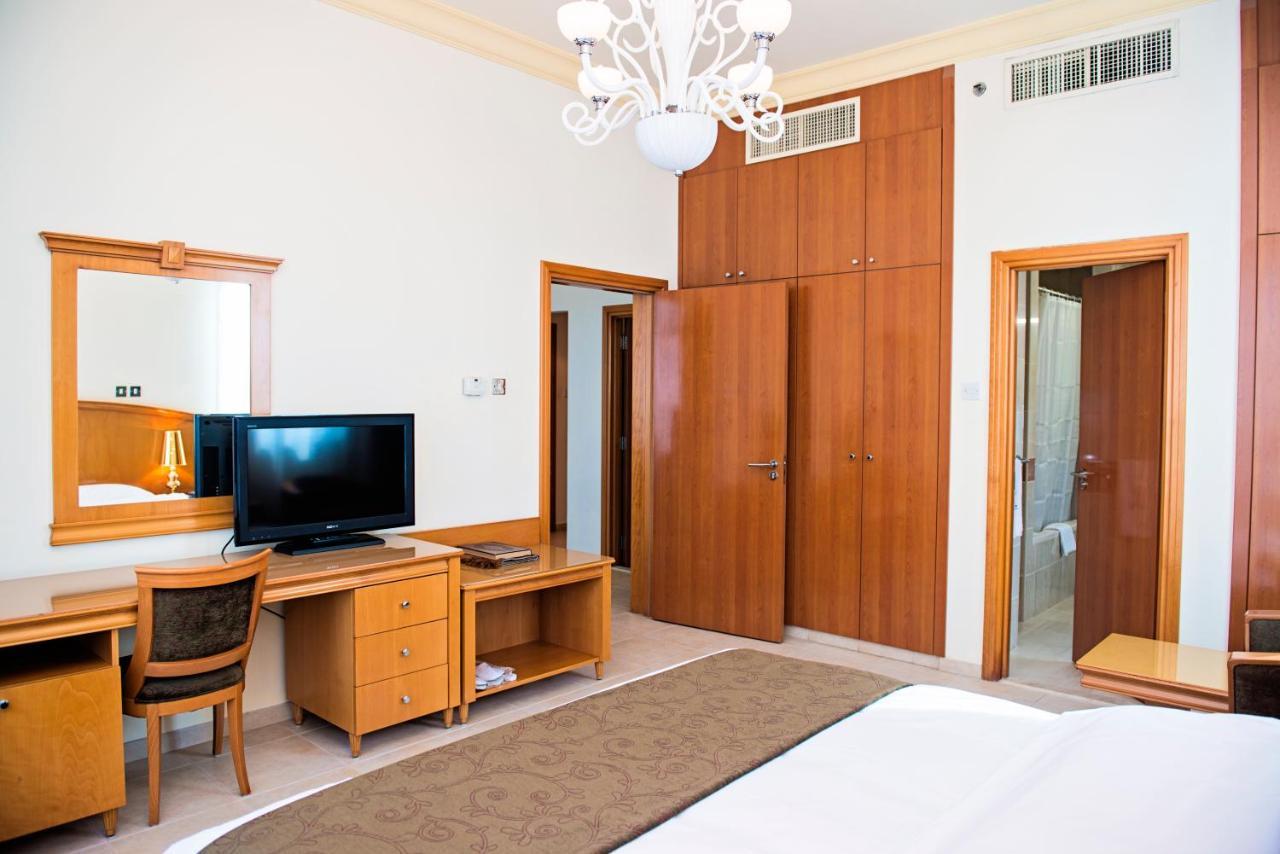 Platinum Hotel Apartments Abu Dhabi Exterior foto